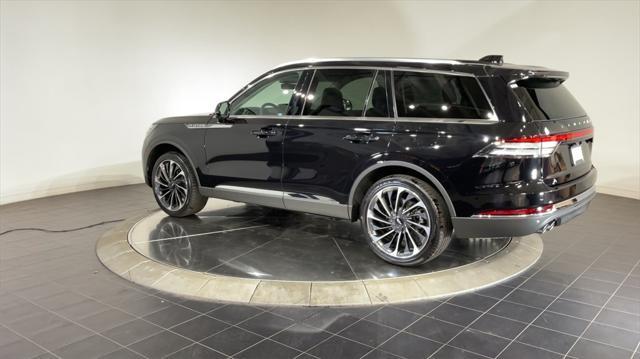 new 2025 Lincoln Aviator car, priced at $78,675