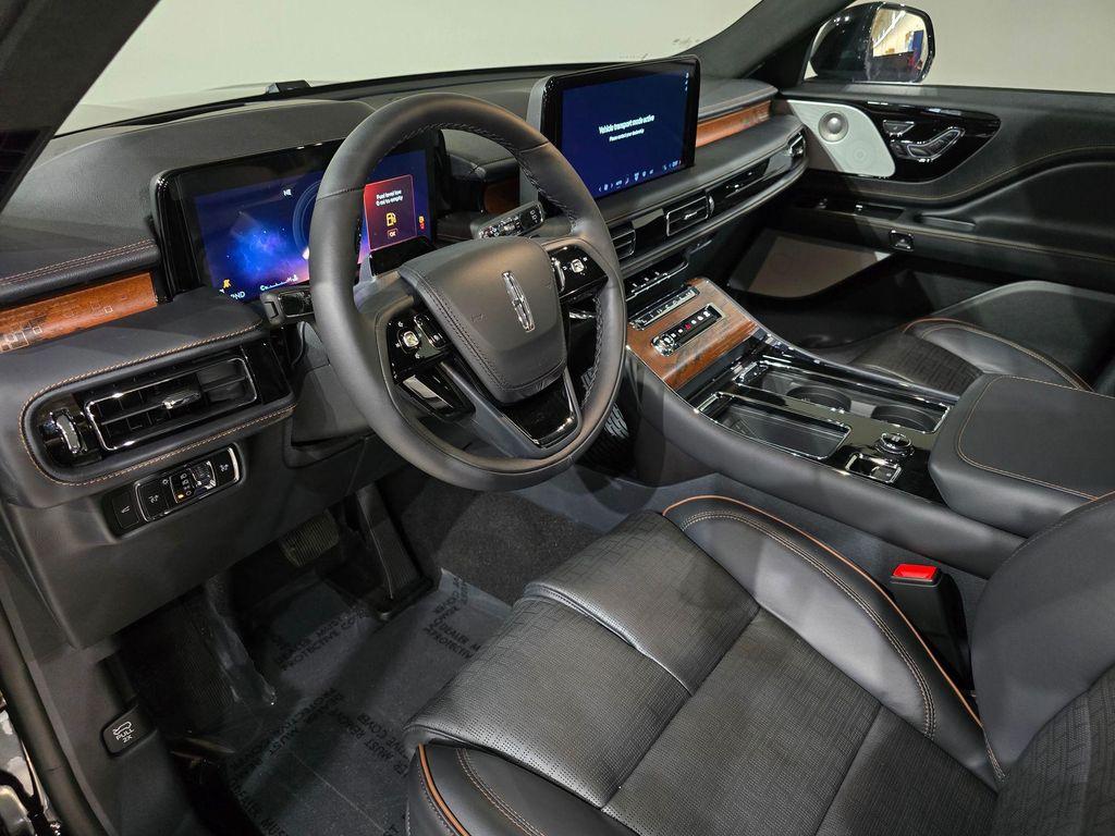 new 2025 Lincoln Aviator car, priced at $84,944