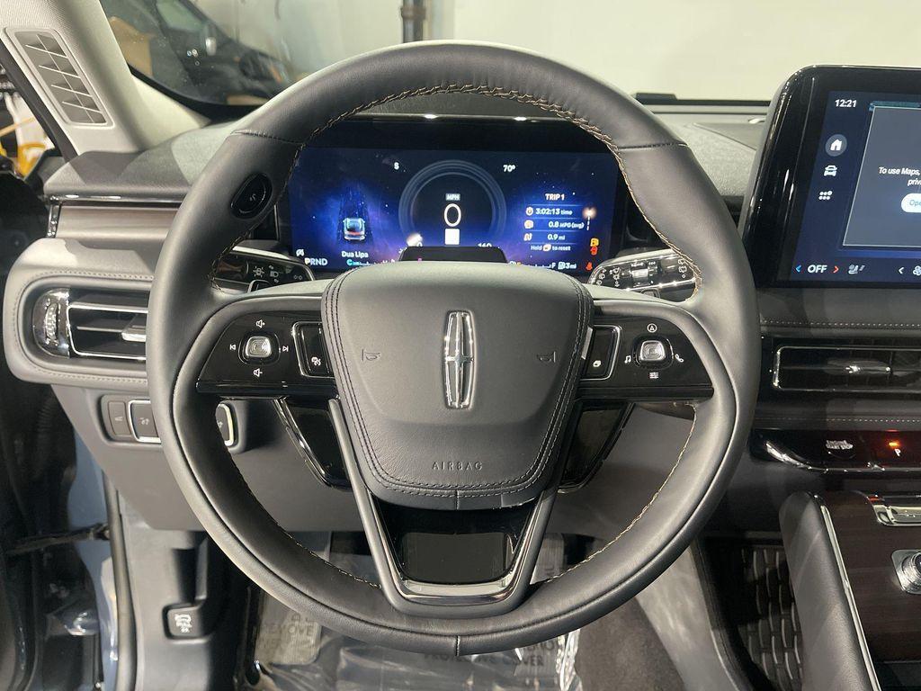 new 2025 Lincoln Aviator car, priced at $72,964