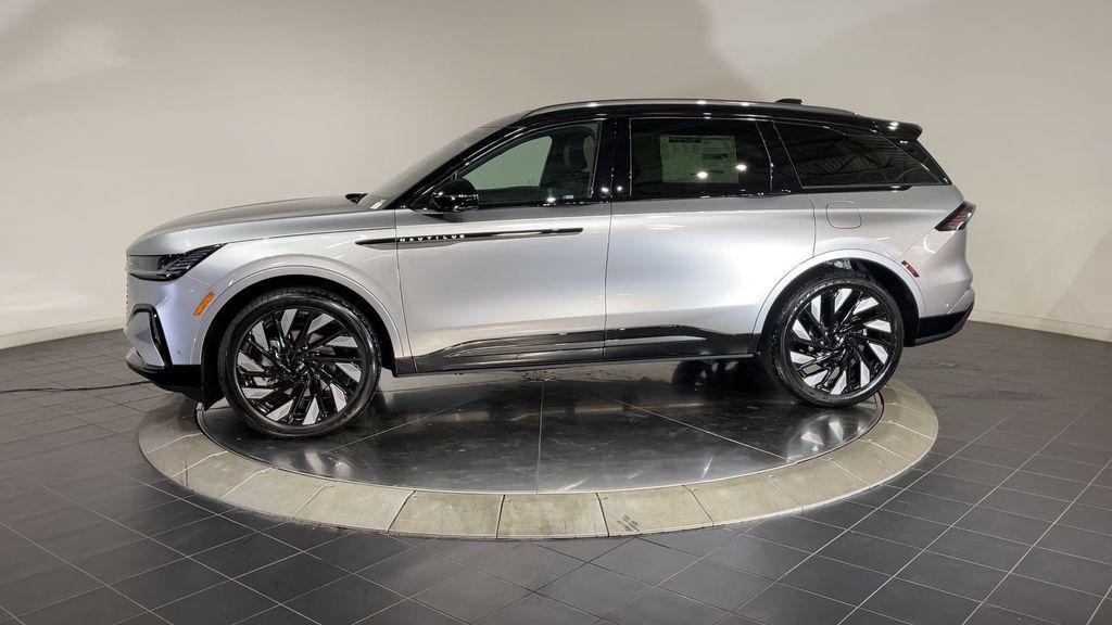 new 2024 Lincoln Nautilus car, priced at $60,214