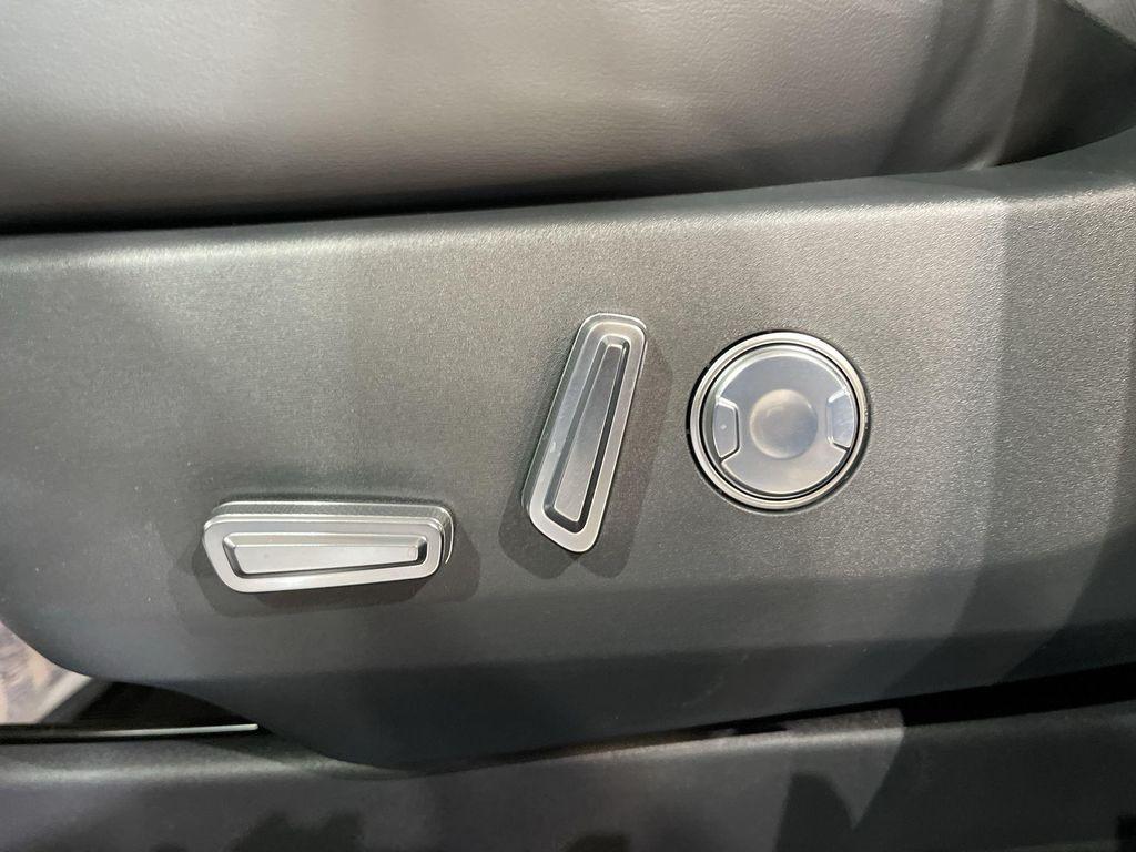 new 2024 Lincoln Nautilus car, priced at $60,214