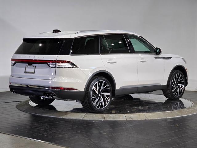 new 2025 Lincoln Aviator car, priced at $76,099