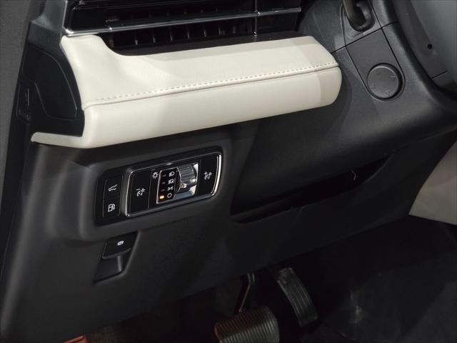 new 2025 Lincoln Nautilus car, priced at $60,270