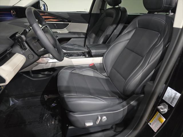 new 2025 Lincoln Nautilus car, priced at $60,270