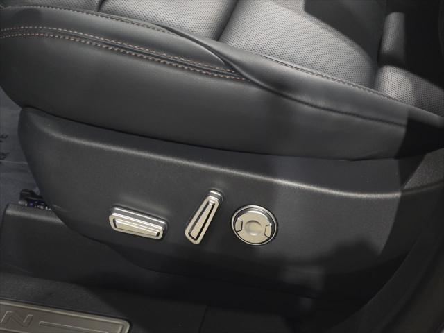 new 2025 Lincoln Nautilus car, priced at $62,999