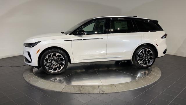 new 2024 Lincoln Nautilus car, priced at $62,499