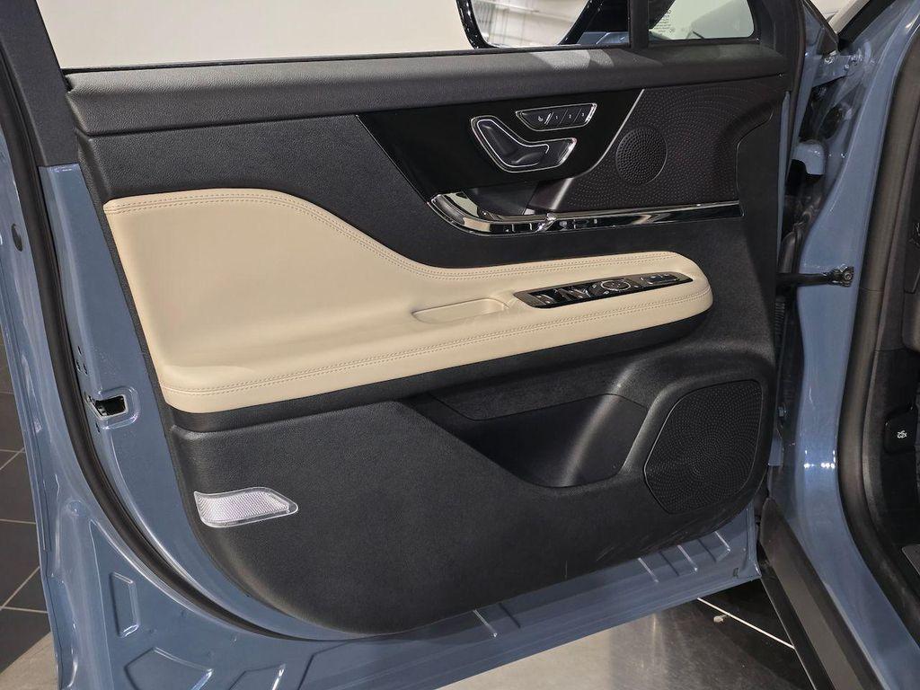 new 2025 Lincoln Corsair car, priced at $49,485