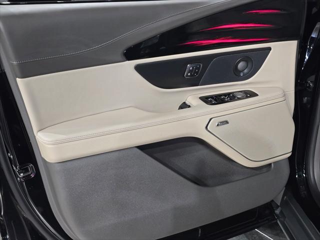 new 2025 Lincoln Nautilus car, priced at $67,705