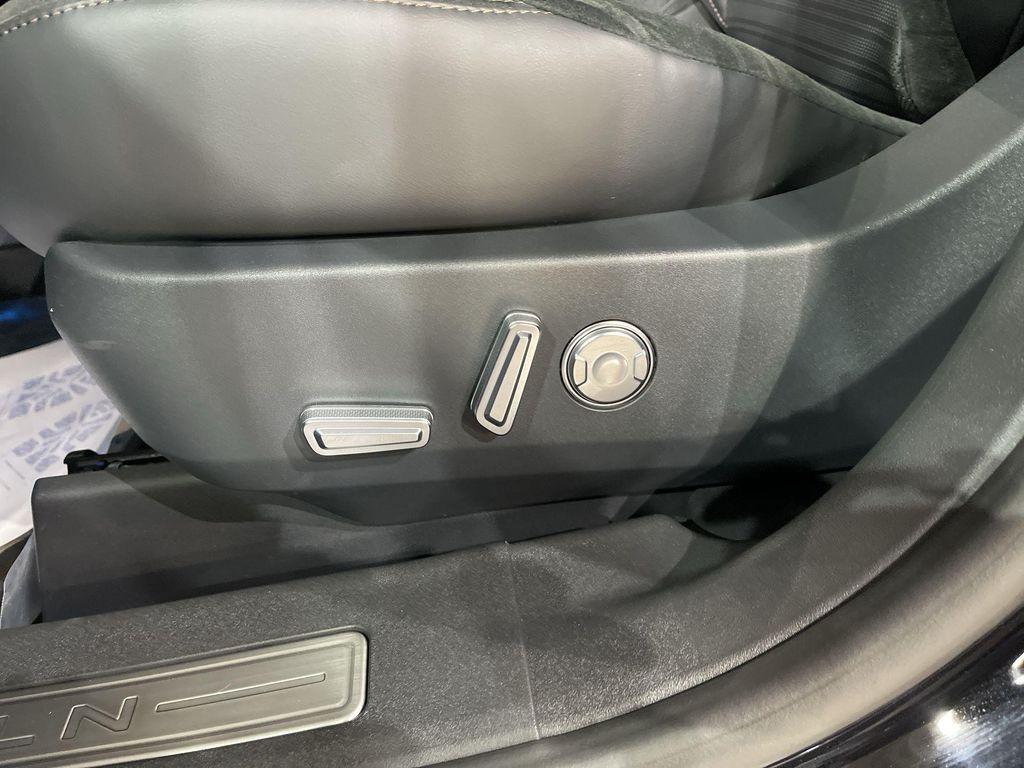 new 2024 Lincoln Nautilus car, priced at $60,214