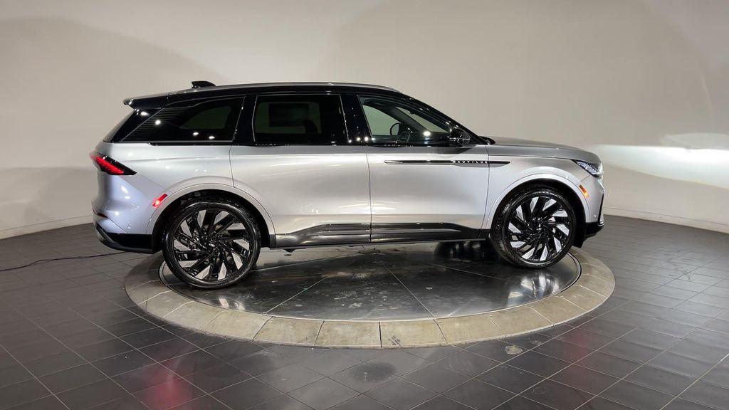 new 2024 Lincoln Nautilus car, priced at $62,269