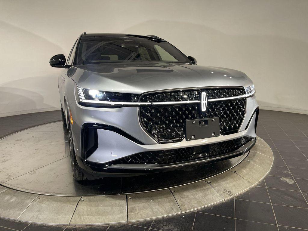 new 2024 Lincoln Nautilus car, priced at $62,269