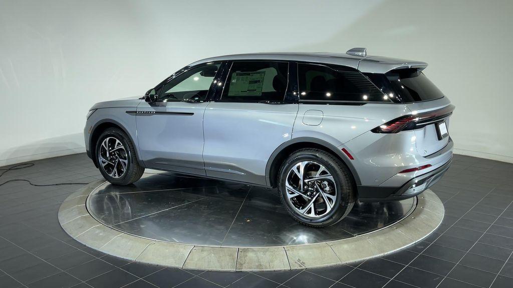 new 2024 Lincoln Nautilus car, priced at $58,000