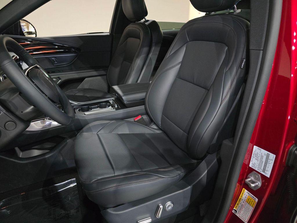 new 2025 Lincoln Nautilus car, priced at $61,800