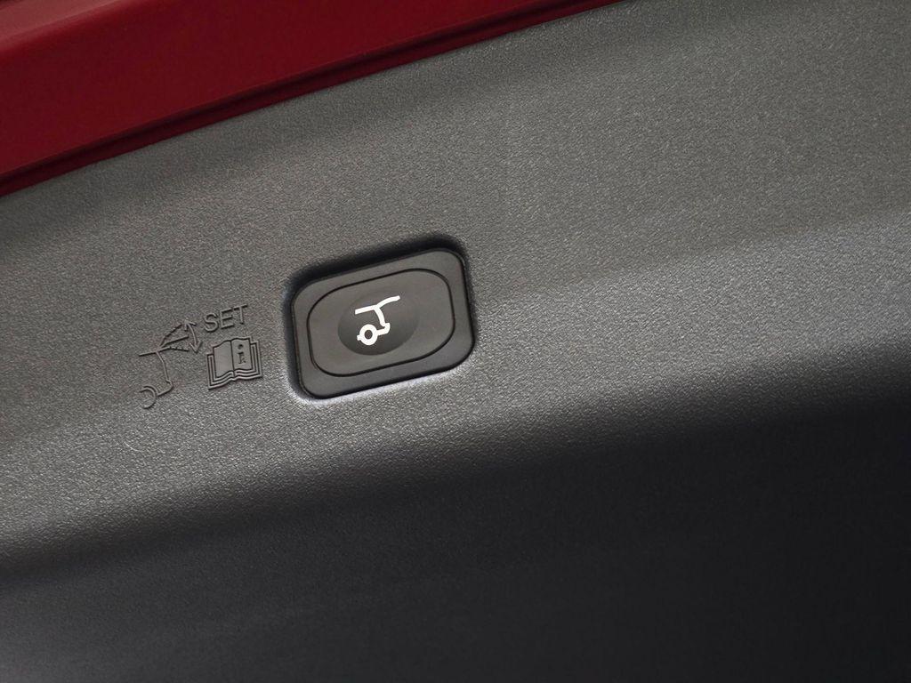 new 2025 Lincoln Nautilus car, priced at $61,800