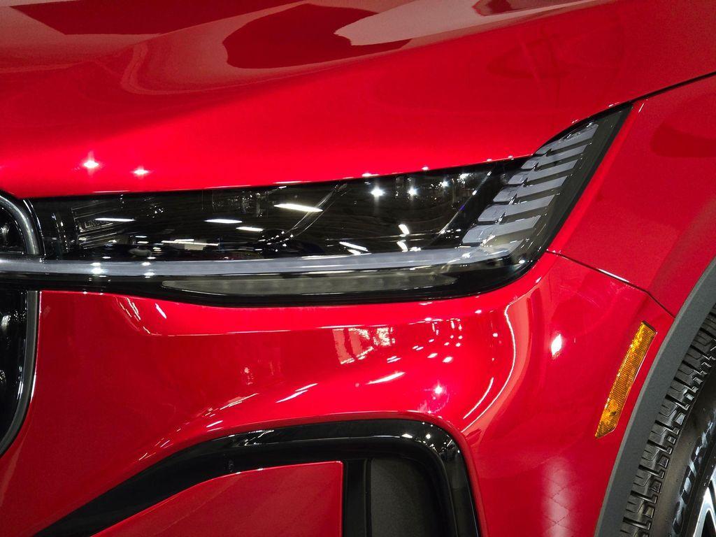 new 2025 Lincoln Nautilus car, priced at $61,800