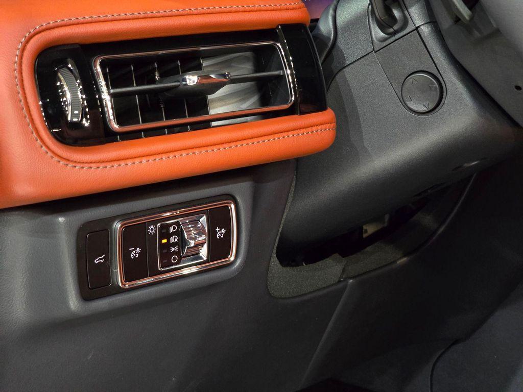 new 2025 Lincoln Aviator car, priced at $72,725