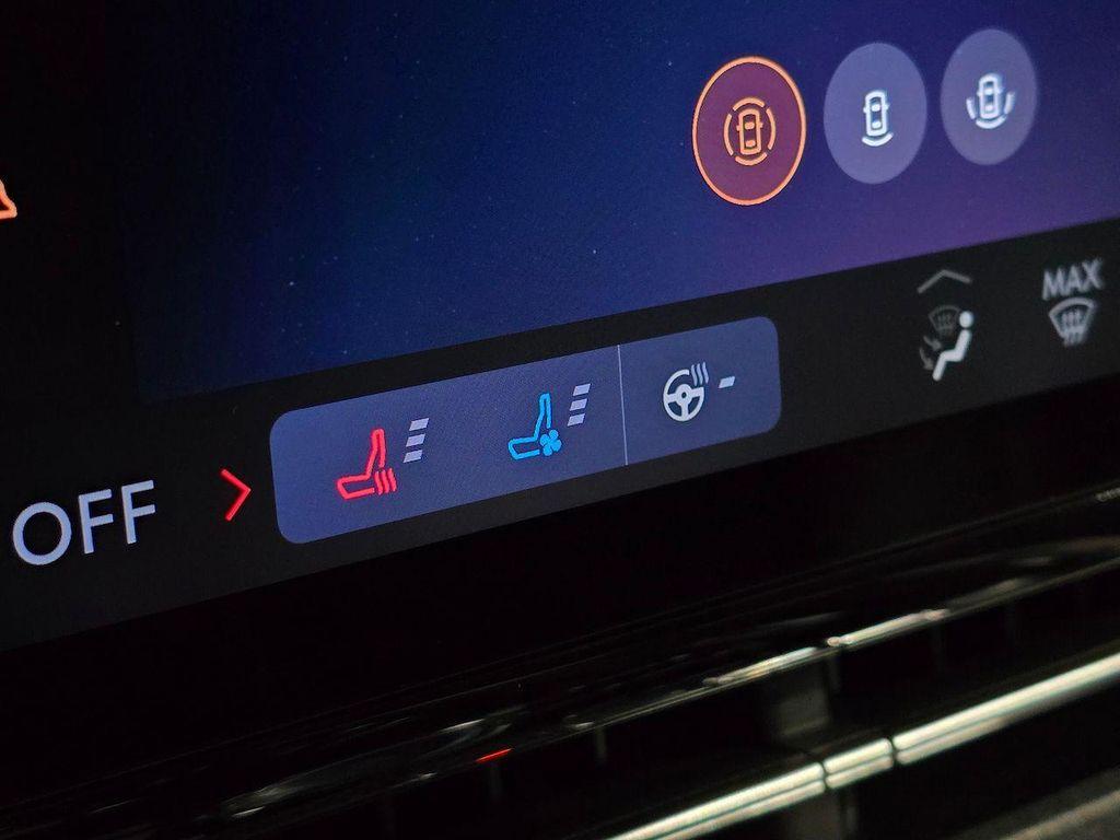 new 2025 Lincoln Nautilus car, priced at $61,017