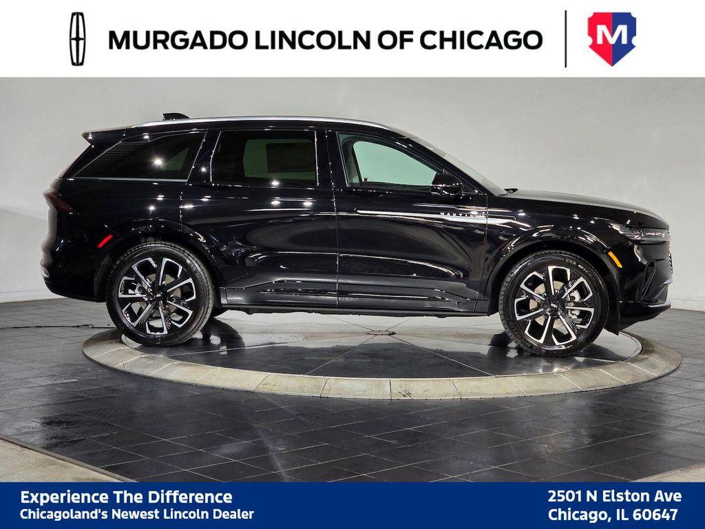 new 2025 Lincoln Nautilus car, priced at $61,017