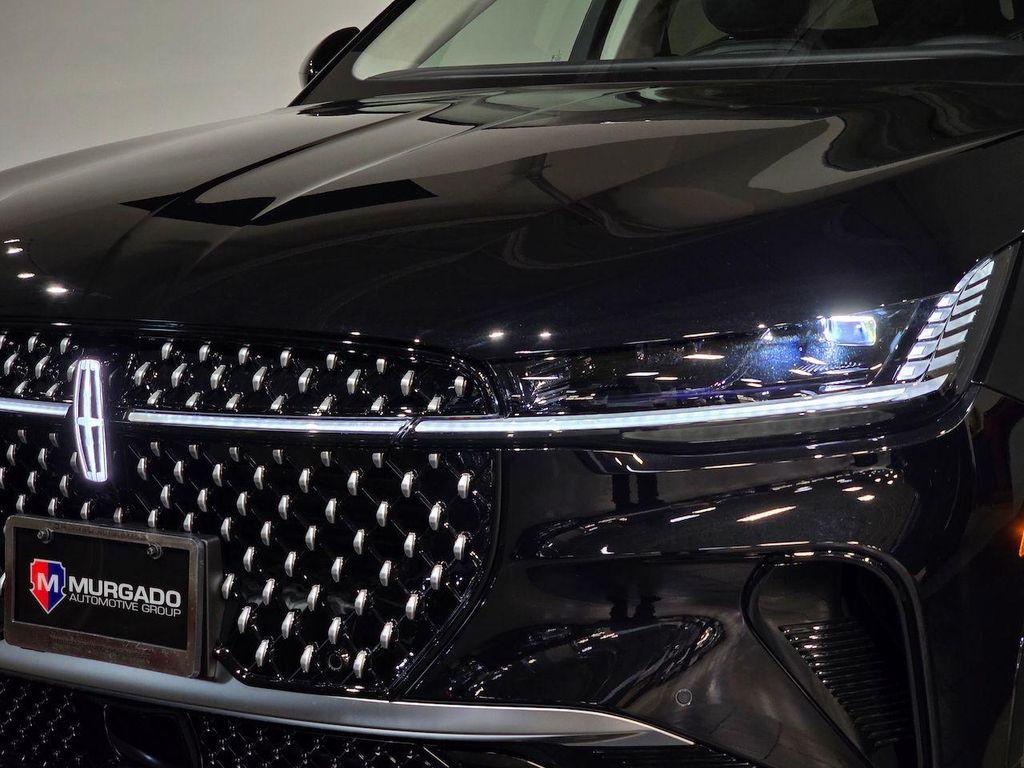new 2025 Lincoln Nautilus car, priced at $61,017