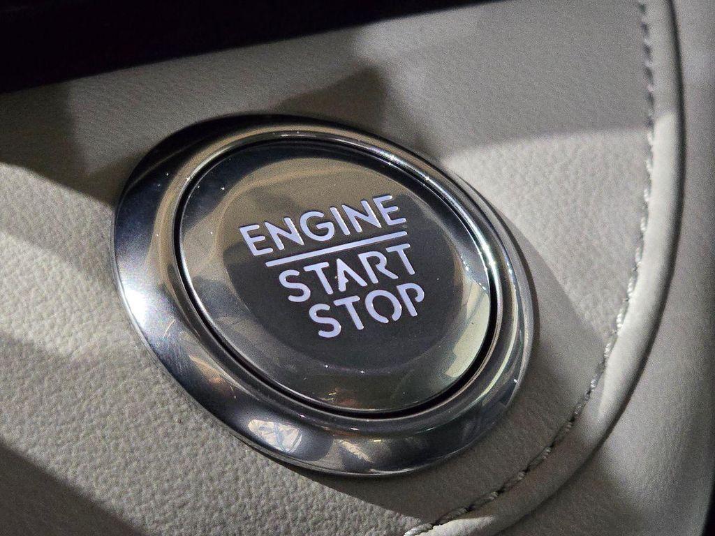 new 2025 Lincoln Nautilus car, priced at $61,017