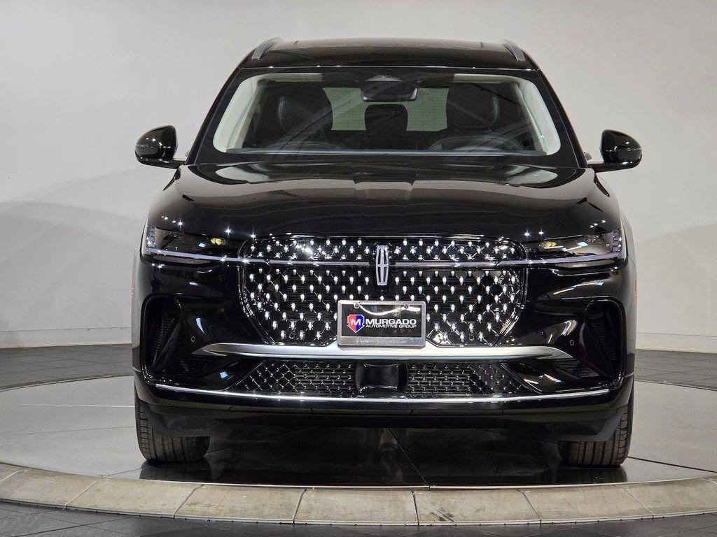 new 2025 Lincoln Nautilus car, priced at $61,017