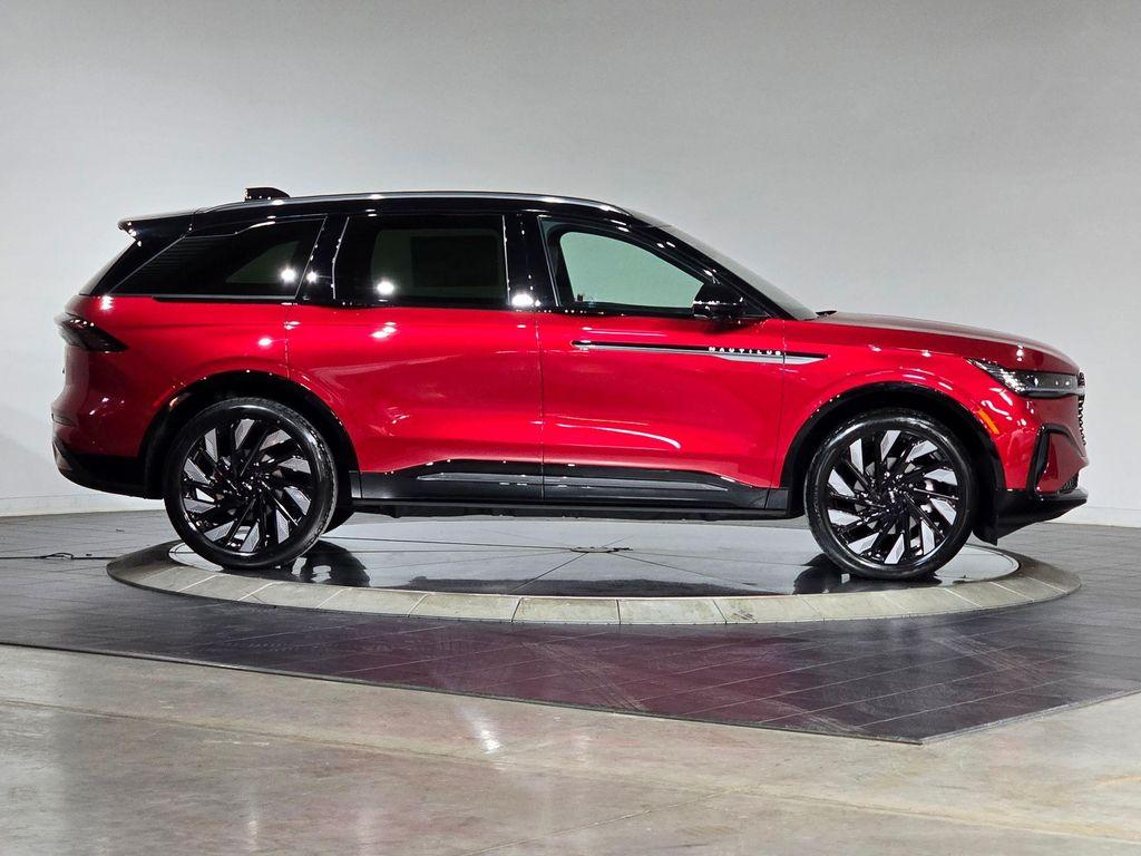 new 2025 Lincoln Nautilus car, priced at $63,797