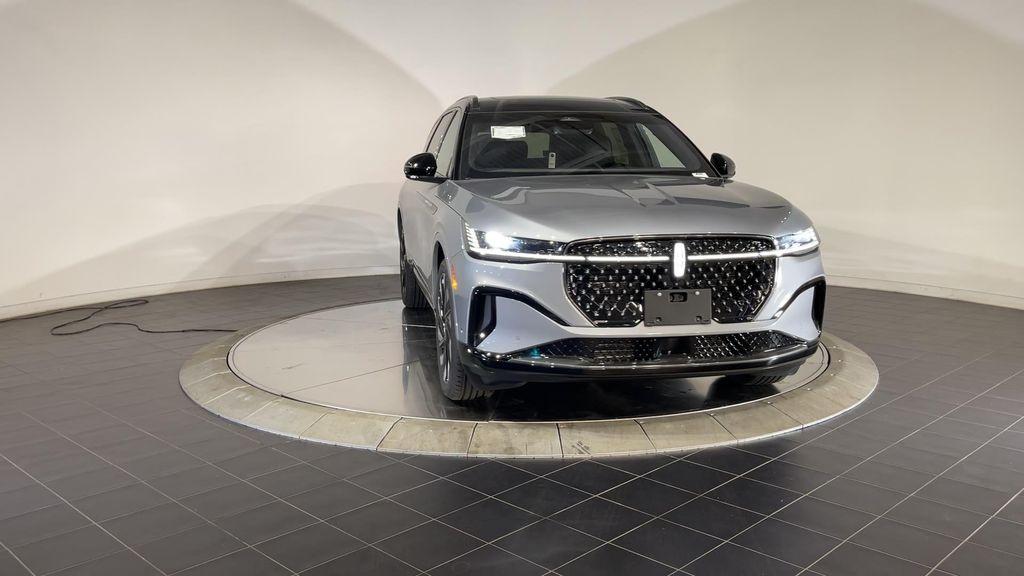 new 2024 Lincoln Nautilus car, priced at $60,000