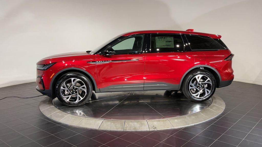 new 2024 Lincoln Nautilus car, priced at $56,077