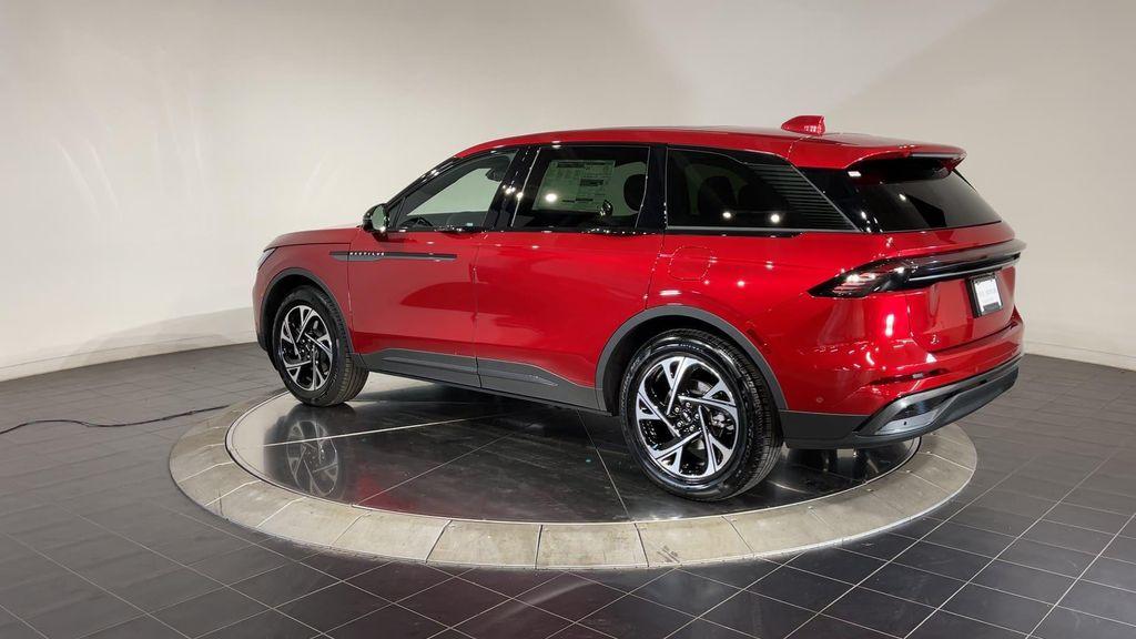 new 2024 Lincoln Nautilus car, priced at $55,000