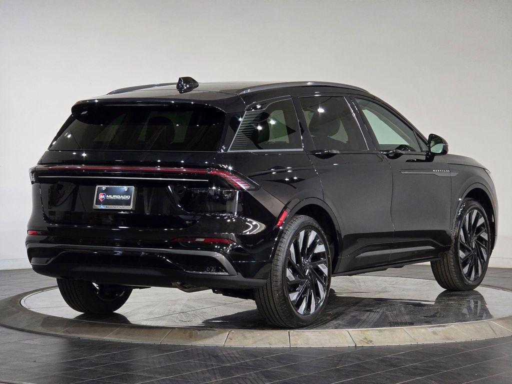 new 2025 Lincoln Nautilus car, priced at $62,073