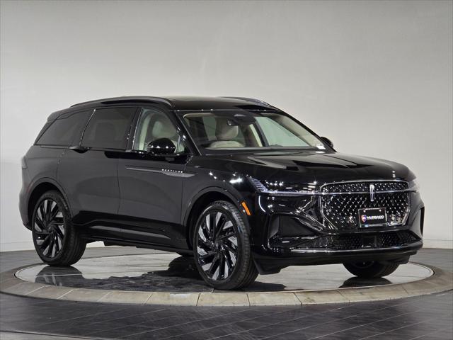 new 2025 Lincoln Nautilus car, priced at $65,705