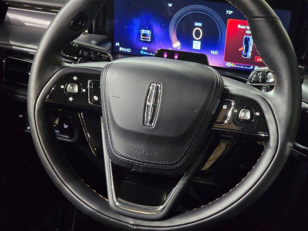 new 2025 Lincoln Aviator car, priced at $69,685