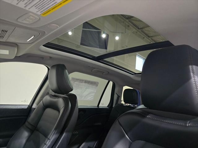 new 2025 Lincoln Aviator car, priced at $69,685