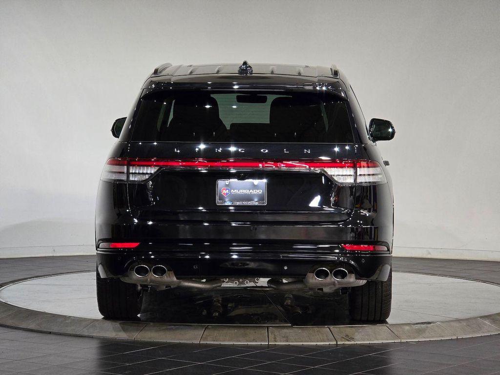 new 2025 Lincoln Aviator car, priced at $69,685
