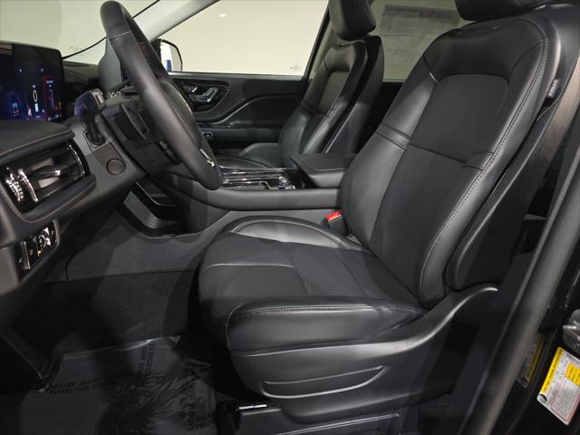 new 2025 Lincoln Aviator car, priced at $69,685