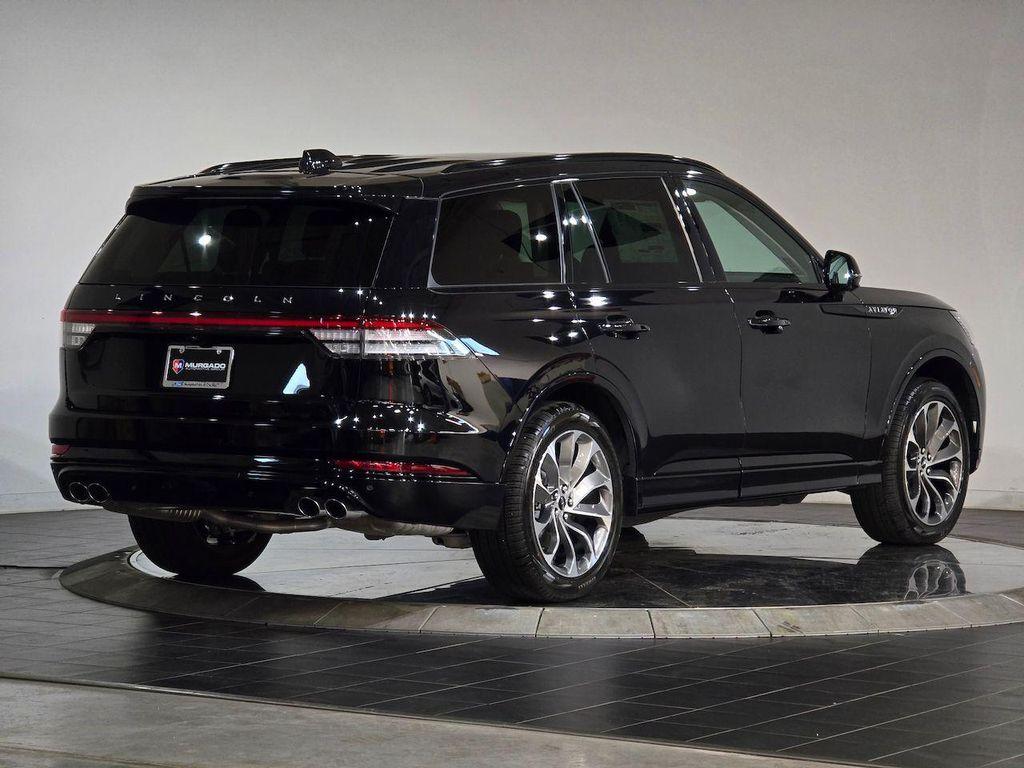 new 2025 Lincoln Aviator car, priced at $69,685