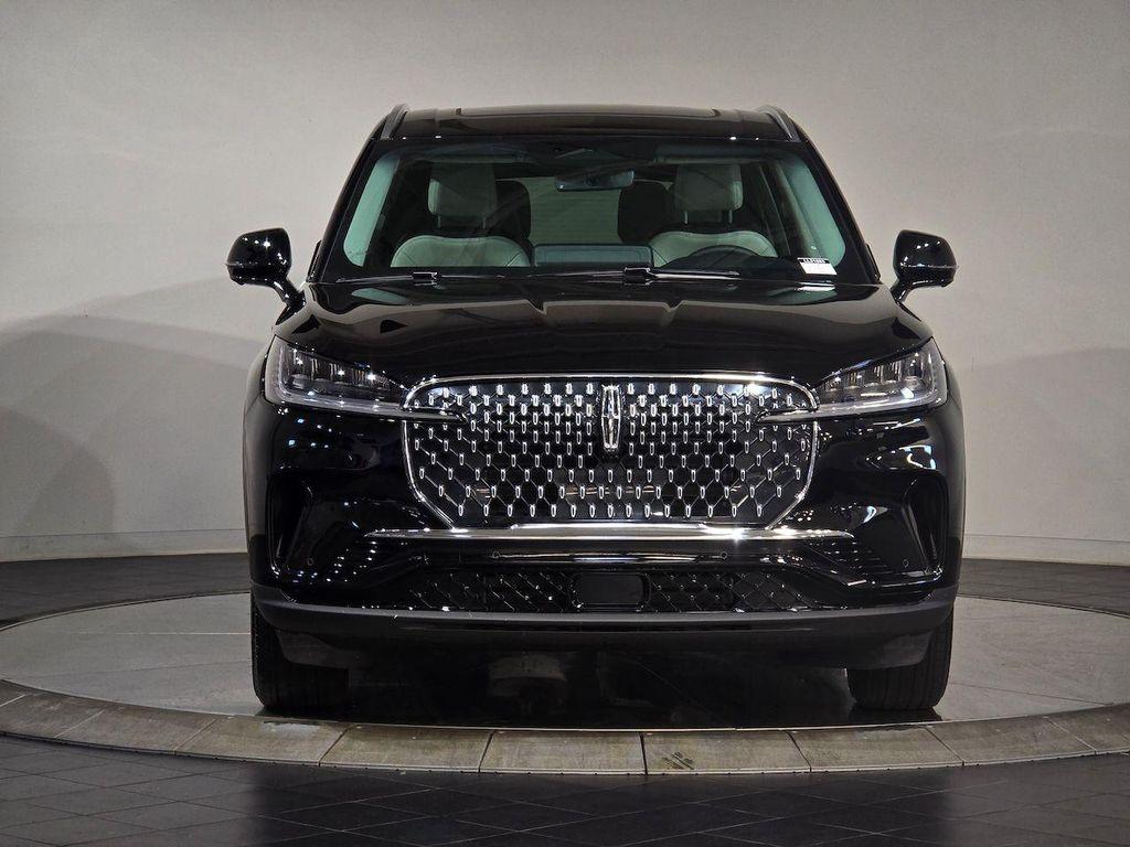 new 2025 Lincoln Aviator car, priced at $58,377