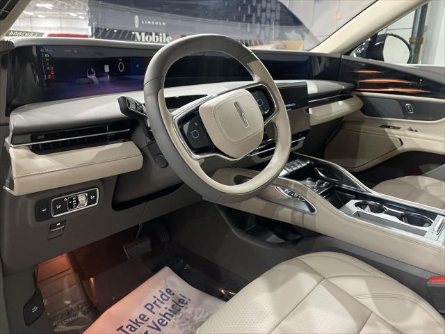 new 2025 Lincoln Nautilus car, priced at $51,685