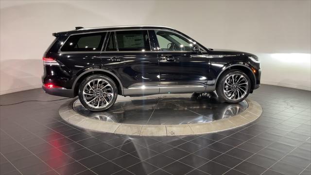 new 2025 Lincoln Aviator car, priced at $73,695