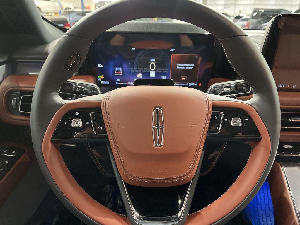 new 2025 Lincoln Aviator car, priced at $70,877
