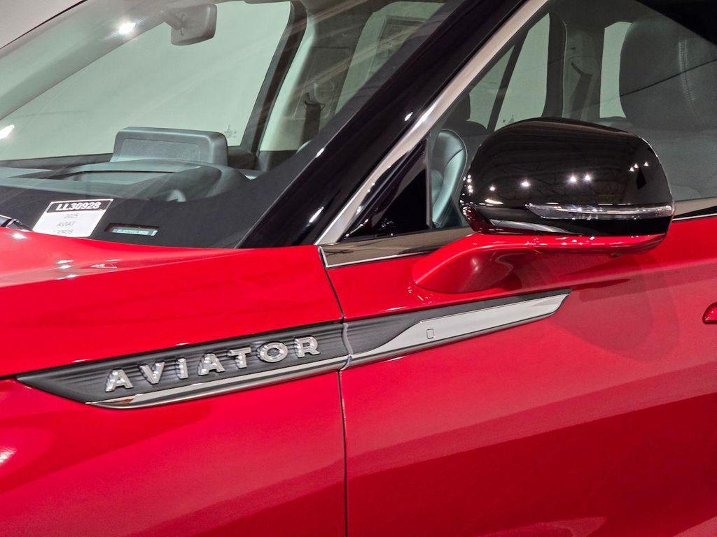 new 2025 Lincoln Aviator car, priced at $64,407