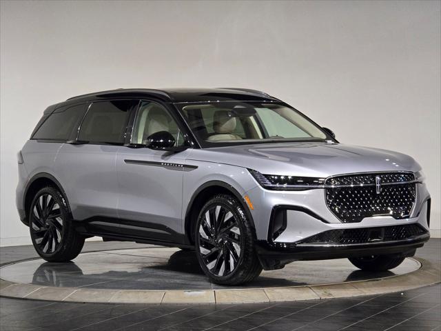 new 2025 Lincoln Nautilus car, priced at $68,455