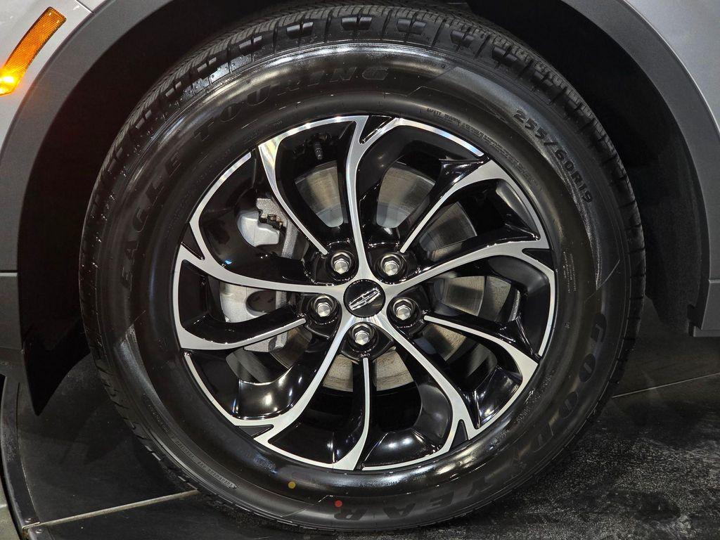 new 2025 Lincoln Nautilus car, priced at $55,113