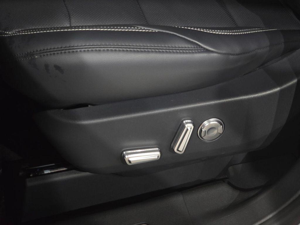 new 2025 Lincoln Nautilus car, priced at $55,113
