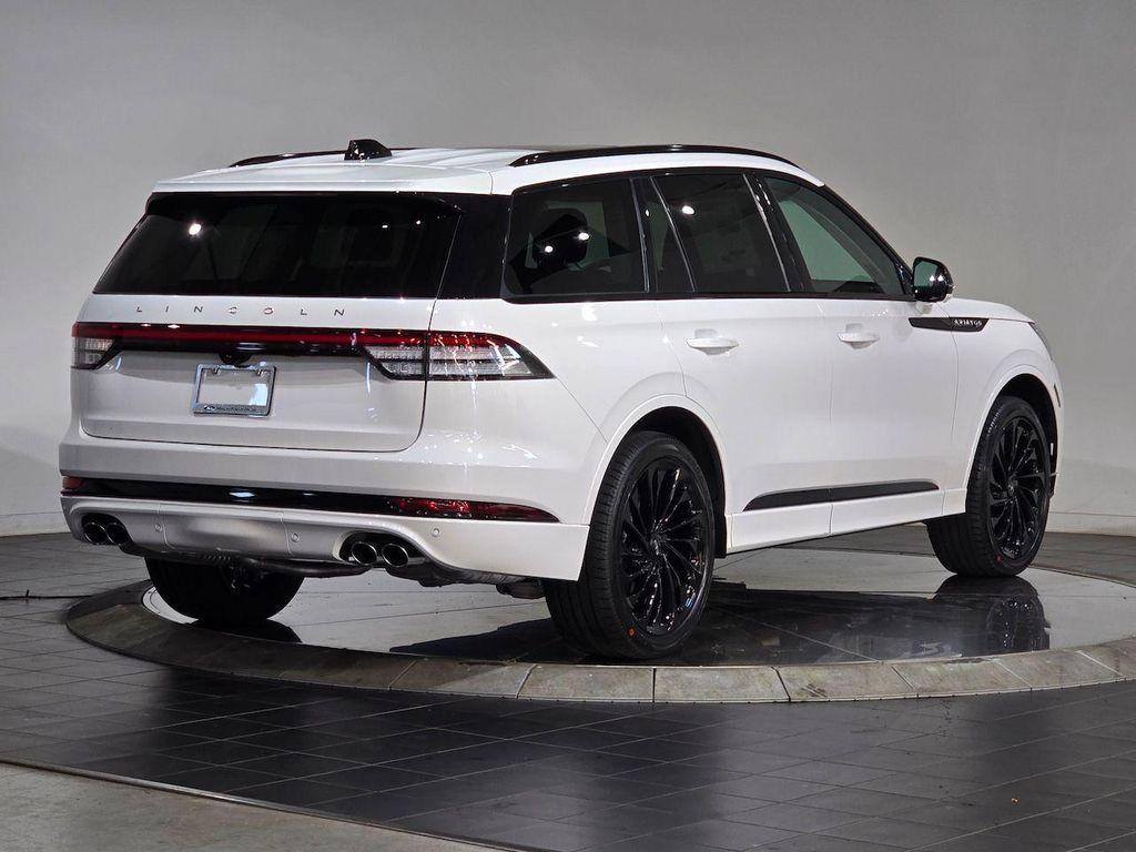 new 2025 Lincoln Aviator car, priced at $72,442