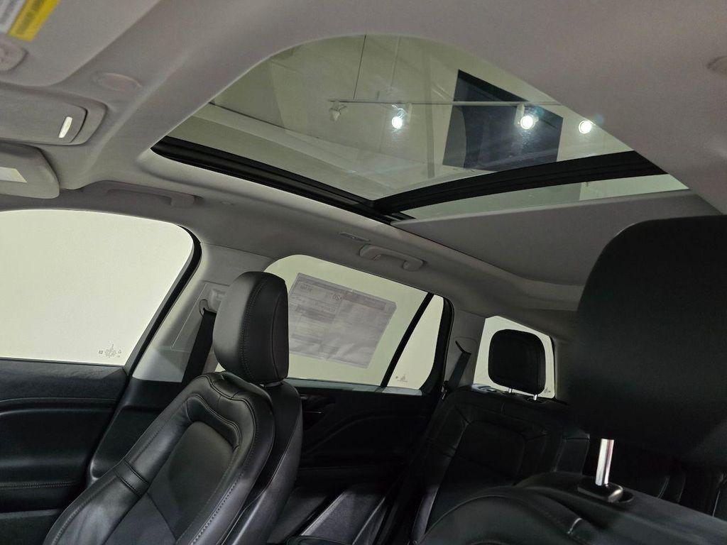 new 2025 Lincoln Aviator car, priced at $72,442