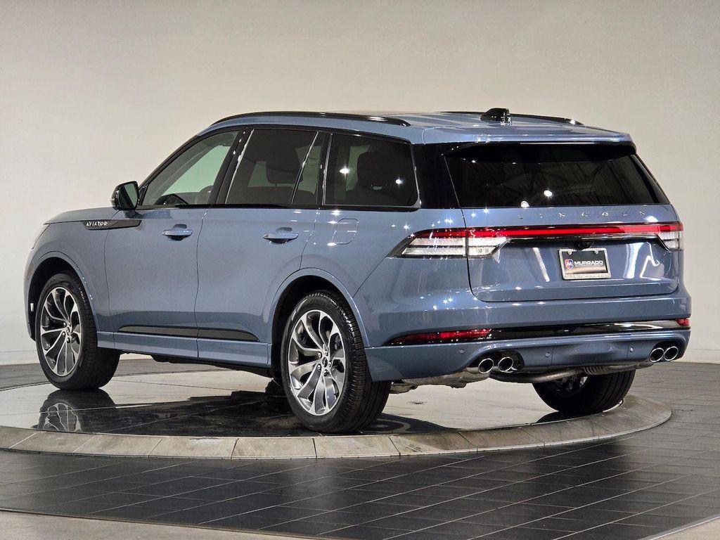 new 2025 Lincoln Aviator car, priced at $68,688