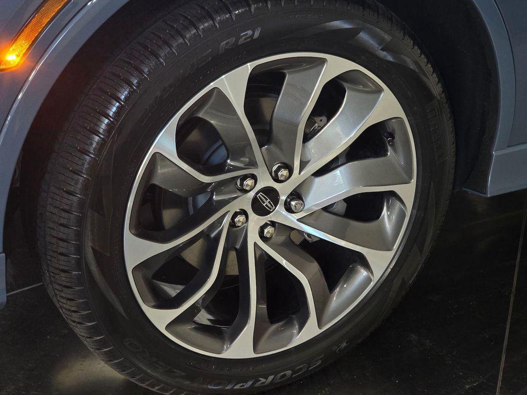 new 2025 Lincoln Aviator car, priced at $68,688