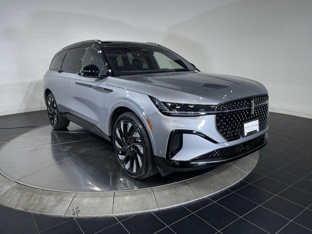 new 2024 Lincoln Nautilus car, priced at $64,400