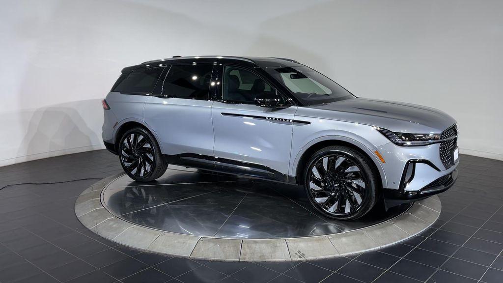 new 2024 Lincoln Nautilus car, priced at $64,400